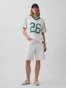 Oversized Varsity Logo Tişört