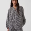 Pamuklu Gazlı Bez Oversized Yakasız Gömlek