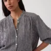 Pamuklu Gazlı Bez Oversized Yakasız Gömlek