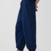 Pamuklu Gazlı Kumaş Denim Kolay Giyilebilir Barrel Jogger Pantolon