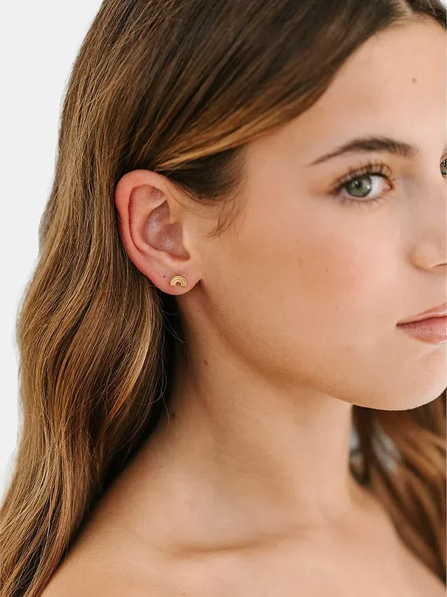 Pierced Co Klasik Gökkuşağı Vidalı Küpeler