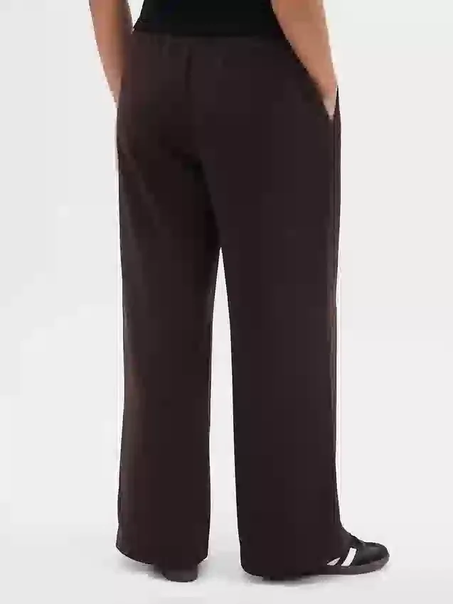 Rahat Geniş Paça Pantolon