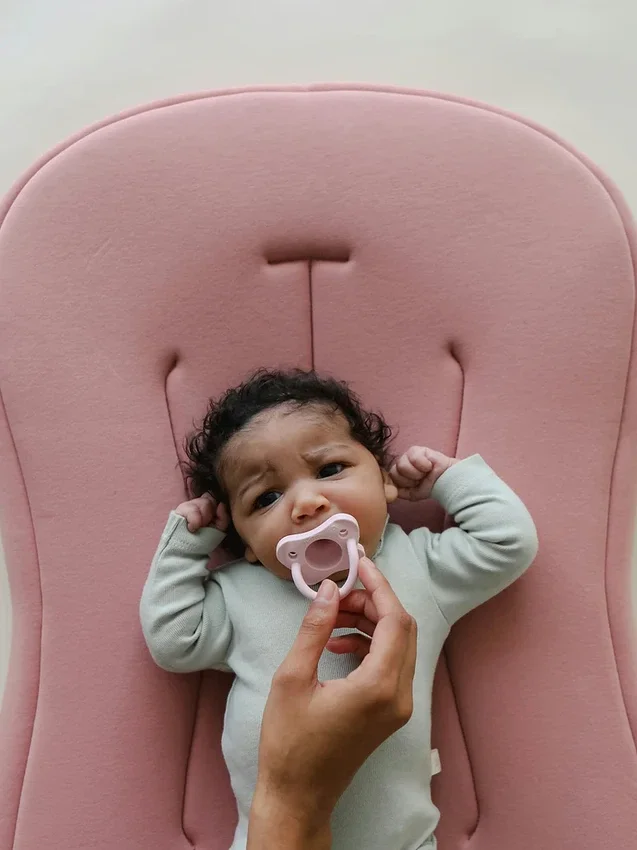 Snuggle Me Bebek Şezlongu Curve