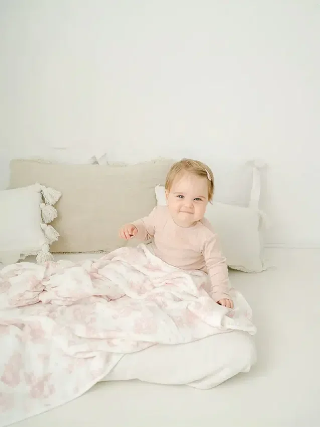 The Gilded Bird İlkbahar Toile Desenli Bambu Bebek Battaniyesi