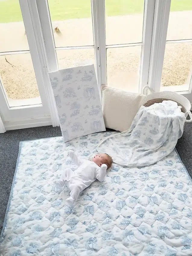 Yaldızlı Kuşlu Bahar Toile Kapitone Oyun Minderi
